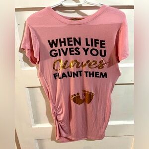 Maternity short sleeve tee.